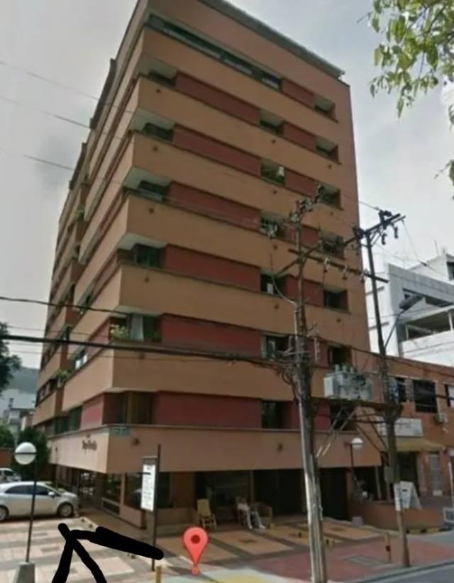 Apartamento frente al Parque Versalles Cali